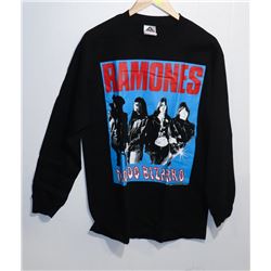 NEW RAMONES T-SHIRT SIZE LARGE
