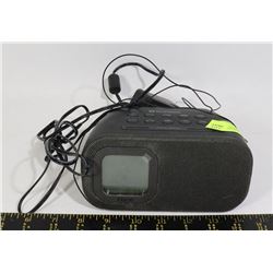 IHOME BLUETOOTH SPEAKER ALARM & RADIO