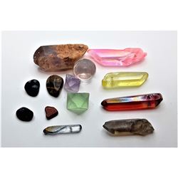 15)  LOT OF 13 NATURAL HEALING STONES