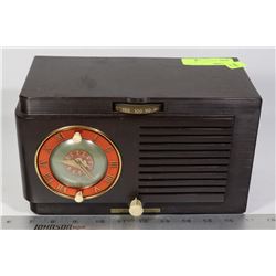 VINTAGE GENERAL ELECTRIC RADIO