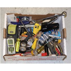 FLAT OF TOOLS INCLUDING RYOBI LASER DISTANCE