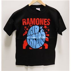 NEW RAMONES T-SHIRT SIZE MEDIUM