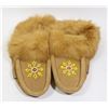 Image 1 : LADIES MOCCASINS SIZE 8