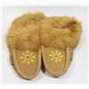 Image 1 : LADIES MOCCASINS SIZE 8