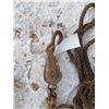 Image 2 : Block & Tackle