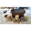 Image 1 : Galvanized Tub & Misc Tins