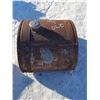 Image 4 : Metal Gas Tank