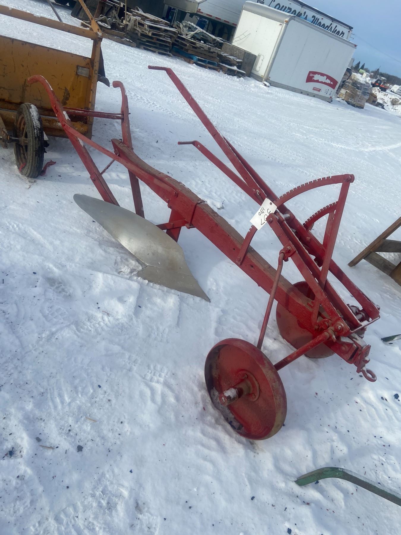 WALK BEHIND PLOW, WOODEN HANDLES & CROSS BEAM