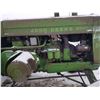 Image 10 : John Deere Diesel Model 820