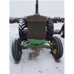 John Deere Diesel Model 820
