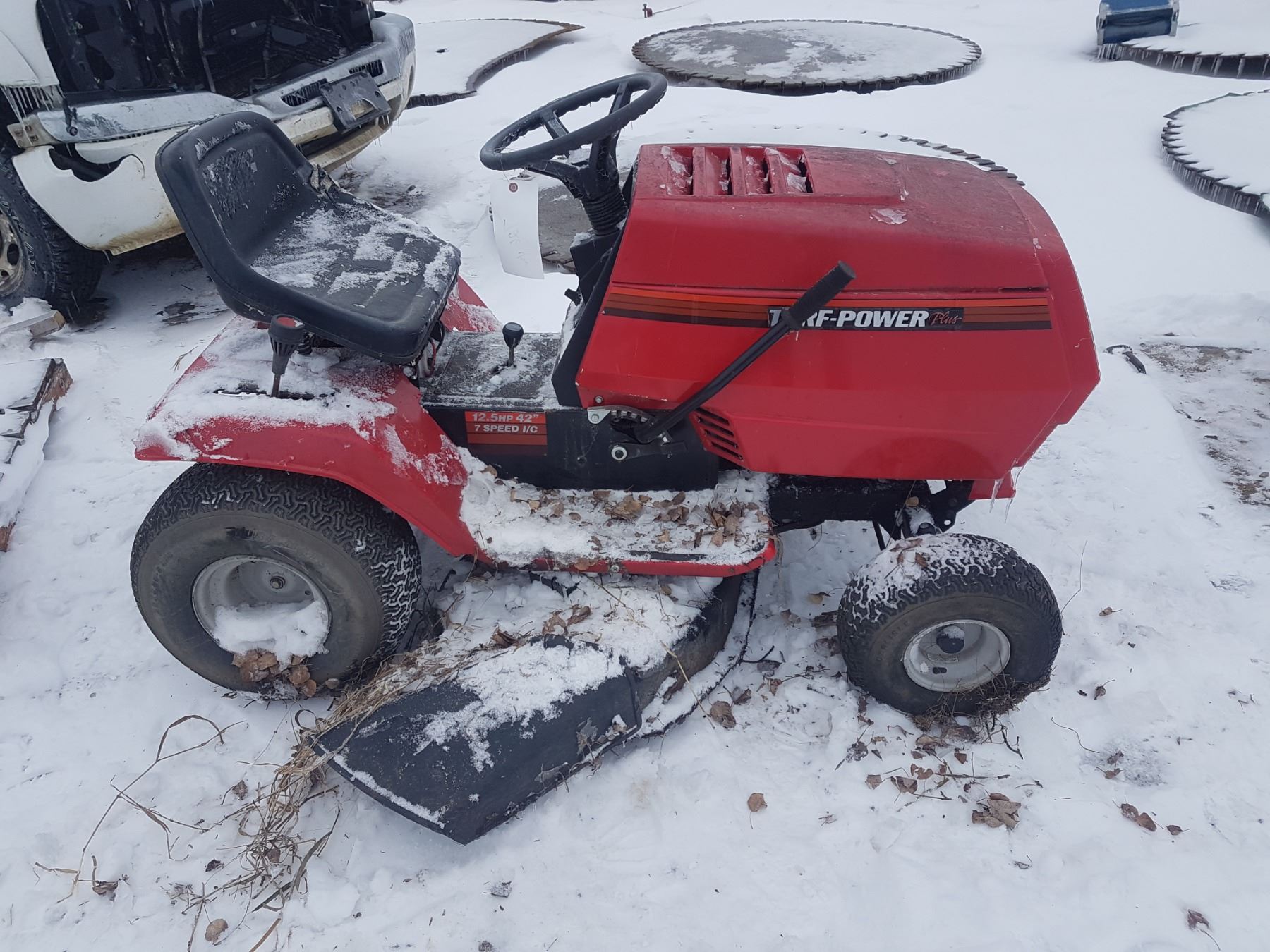 Riding Lawn Mower Turf Power 12.5HP 42" Cutting Width Schmalz
