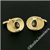 Image 2 : Vintage Men's 18kt Gold Oval Brown Star Sapphire Florentine Cuff Links