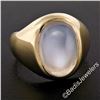Image 3 : Men's Large Polished 14kt Yellow Gold Oval Cabochon Blue Moonstone Solitaire Rin