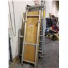 Image 2 : UP-RIGHT PORTABLE ADJUSTABLE SCAFFOLD