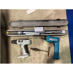 ASSORTED TOOLS INCLUDING: MASTERCRAFT MICRO-ADJUSTING 1/2" TORQUE WRENCH, MAKITA 6093D DRILL, & MORE