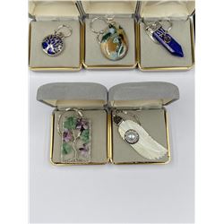 5 GEMSTONE PENDANTS IN BOXES; LAPIS LAZULI WITH OPAL AND AMETHYST, TREE OF LIFE CIRCLE SHAPE WITH