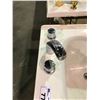 Image 2 : BATHTUB & FAUCET