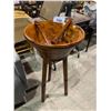 Image 1 : POMERANTZ MADE IN TAIWAN LARGE WOODEN SALAD BOWL WITH FORK + SPOON & 3 LEGGED STAND