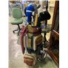 Image 2 : GOLF CADDY & CLUBS + CONTENTS