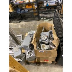 PALLET OF POT HOLE LIGHT FIXTURES