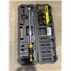 Image 1 : DEWALT 1/2" DRIVE TORQUE WRENCH KIT 70105599