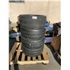 Image 1 : 4 FALKEN ZIEX S/T04 TIRES 305/40R22 3 WITH RIMS