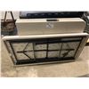 Image 1 : 2 FOLDING TABLES