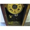 Image 2 : GINGERBREAD CLOCK