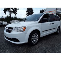 O1 --  2015 DODGE GRAND CARAVAN SE , White , 142346  KM's