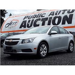 B4 --  2013 CHEVROLET CRUZE LT , Grey , 183762  KM's