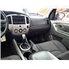 Image 25 : I2 --  2005 MAZDA TRIBUTE I  , Grey , 210921  KM's