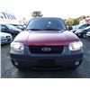 Image 2 : H5 --  2005 FORD ESCAPTE XLT  , Red , 217992  KM's