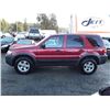 Image 8 : H5 --  2005 FORD ESCAPTE XLT  , Red , 217992  KM's