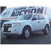 Image 1 : F4 --  2011 FORD ESCAPE XLT , White , 109495  KM's