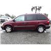 Image 8 : A12D --  2001 DODGE CARAVAN SE , Red , 255674  KM's "NO RESERVE"