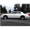 Image 8 : D2 --  2000 LINCOLN TOWN CAR CARTIER , White , 228978  KM's