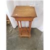 Image 2 : REFINISHED ANTIQUE ENGLISH OAK BOX TOP PEDESTLE W/ HINGE COMPARTMENT