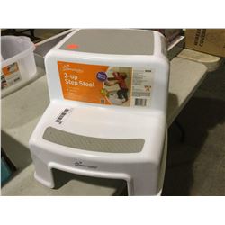 Dream Baby 2-Up Step Stool