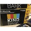 Image 1 : Case of Kind Bark Dark Chocolate Almond and Salted Caramel Snack (12 x 102g)