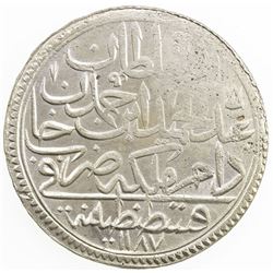 TURKEY: Abdul Hamid I, 1774-1789, AR 2 zolota (27.26g), Kostantiniye, AH1187 year 8. EF