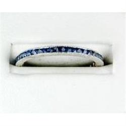 18k WHITE GOLD WEDDING BAND w SAPPHIRES! (61346)