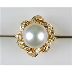 RING 11MM SOUTH SEA PEARL w DIAMONDS (62016)