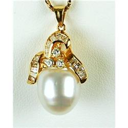 GOLD NECKLACE 11MM SOUTH SEA PEARL w DIAMONDS (62018)