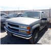 Image 1 : 1999 Chevrolet Suburban