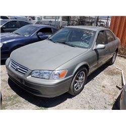 2000 Toyota Camry