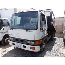 1999 Hino FB-1817