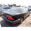 Image 3 : 1999 Mercedes-Benz E-Class