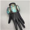 Image 8 : 1960s Beautiful Large Three Stone Turquoise Bracelet