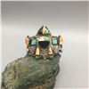 Image 8 : Older Zuni Inlay Knifewing Bracelet