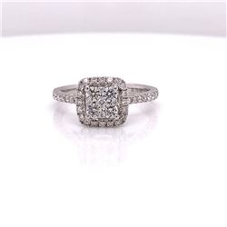 14Kt Gold. 0.73Ct Natural Diamonds Ring